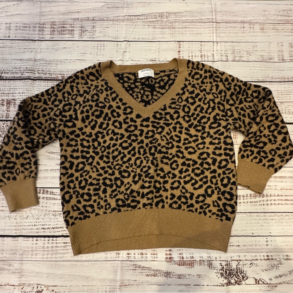 Old Navy Tan and Black Leopard V-Neck Sweater